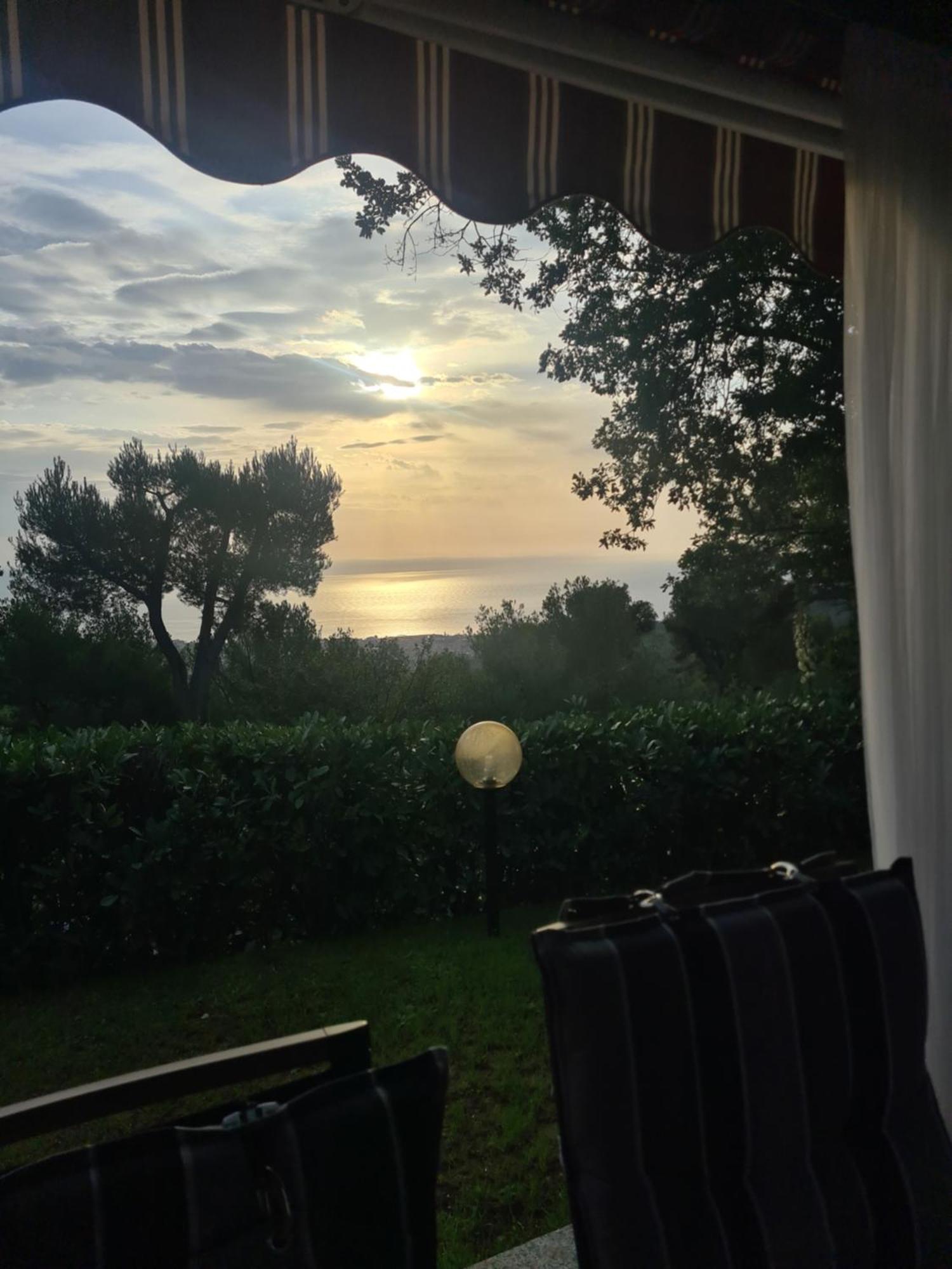 Casa Merea 16 Costa d'Oneglia Bagian luar foto
